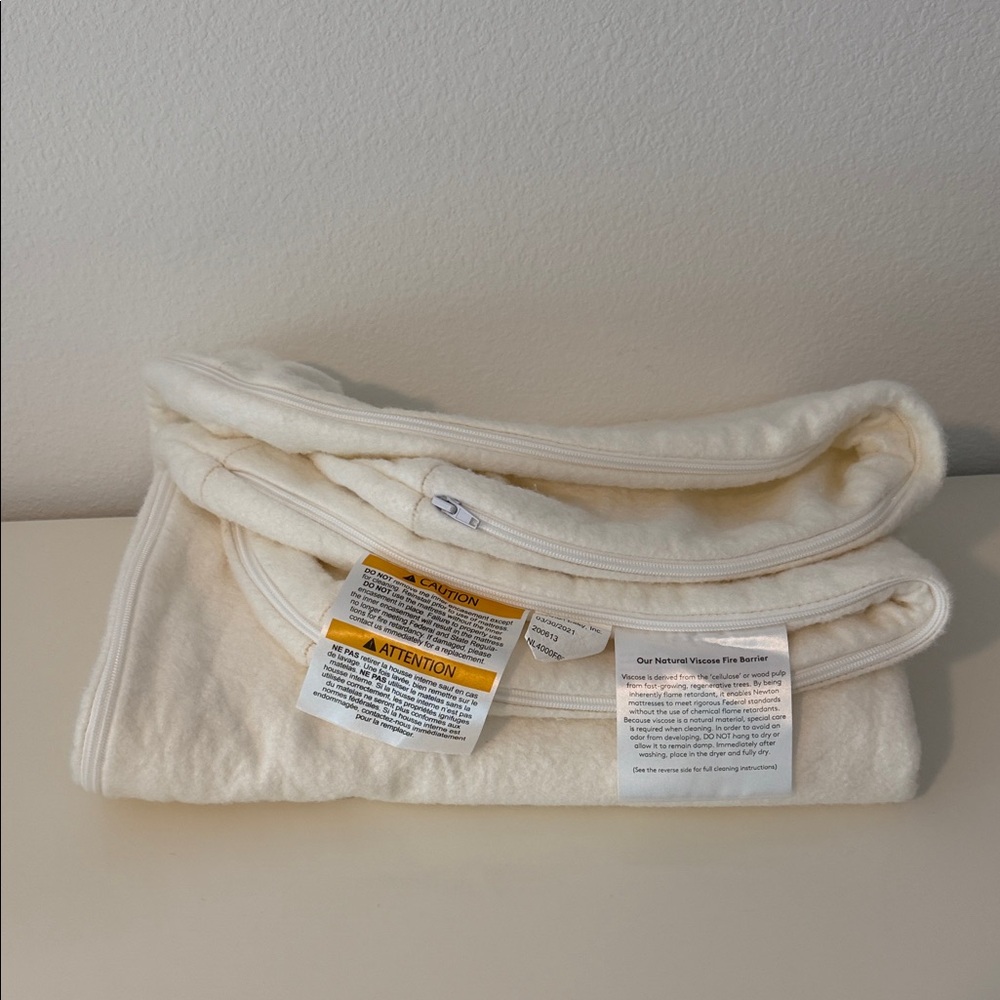 Newton baby Cream Crib Mattress Plush Zippered Protector